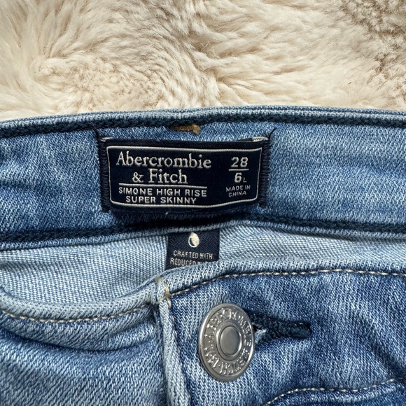 Abercrombie & Fitch Women's Sky Blue High Rise Super Skinny Jeans Size 28 - Picture 3 of 6
